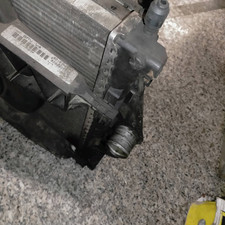 8200008764 radiatore renault usato  Italia