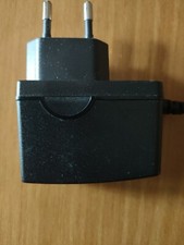 Alimentatore caricabatterie 6 usato  Taranto