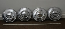 vintage hub caps 4 for sale vintage hub caps 4 for sale WEST MALLING
