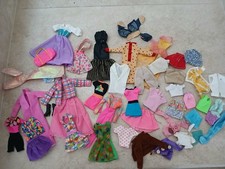 Lot vêtements barbie d'occasion  Reillanne