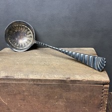 Usado, Antiga concha de sopa de molho 1884 WM Rogers #4 placa de prata padrão Atenas 12"" comprar usado  Enviando para Brazil