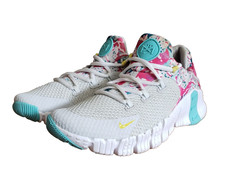 Usado, Tênis de treinamento Nike Free Metcon 4 branco azul-petróleo rosa academia DQ0304-001 feminino tamanho 7.5 comprar usado  Enviando para Brazil