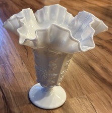 Antigo Abajur de cabeceira de vidro leitoso branco Hobnail abajur de mesa com babados 17” R comprar usado  Enviando para Brazil