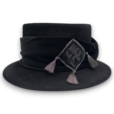 Herald heart hatters for sale  LEEDS