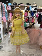 Francie fresh daisy for sale  Bella Vista