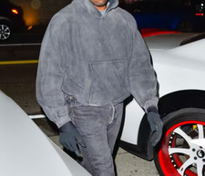 Yeezy gap hoodie for sale  Battle Ground