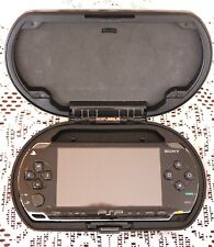 Consola de juegos portátil Sony PSP - 2001 - Piezas o reparación (no probada) con estuche segunda mano  Embacar hacia Argentina