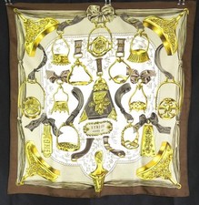 Hermes large scarf d'occasion  Expédié en Belgium