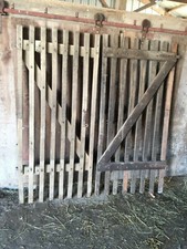 Antique racehorse stable for sale  Donnellson
