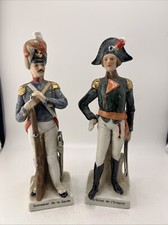 Statues porcelaine grenadier d'occasion  Marseille XIV