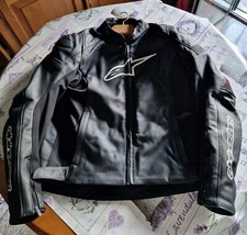 Alpinestars giacca pelle usato  Verona