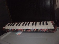 melodica for sale  Chico