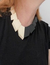 Magnifique collier isadora d'occasion Magnifique collier isadora d'occasion  Neuilly-sur-Seine