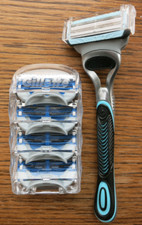 Gillette skinguard sensitive for sale  HOVE