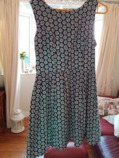 Joe browns daisy for sale Joe browns daisy for sale  CHARD