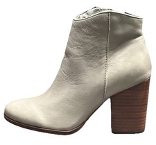 Luca lane women for sale  Gorham
