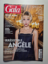 Magazine mode fashion d'occasion  La Chapelle-en-Serval