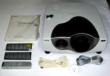 SONY VPL-VW11HT - Projetor LCD - 1000 Lumens - Filme - Vídeo - Muito bom estado comprar usado SONY VPL-VW11HT - Projetor LCD - 1000 Lumens - Filme - Vídeo - Muito bom estado comprar usado  Enviando para Brazil