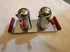 Usado, 1940's Vintage Ocupado Japão Conjunto de Sal e Pimenta com Bandeja; Alça e Bico Motivo comprar usado  Enviando para Brazil