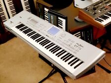 Must see korg for sale  Englewood