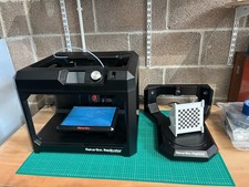 Makerbot replicator 5th for sale  WIMBORNE