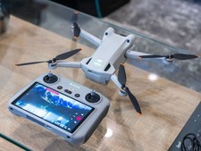 Drone DJI Mini 3 Pro 249g 4K, controle remoto tela sensível ao toque, bateria sobressalente e bolsa comprar usado  Enviando para Brazil