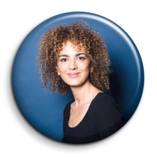 Leila slimani magnet usato  Spedire a Italy
