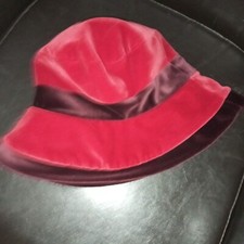 Charme rétro chapeau d'occasion  Bourganeuf