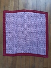 Foulard carré scarf d'occasion  Noisy-le-Grand
