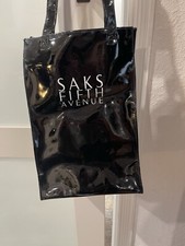 Bolsa Saks Patent Logo preta comprar usado  Enviando para Brazil