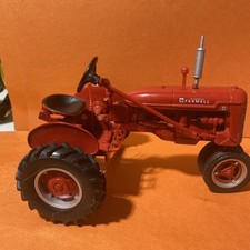 Escala 1:16 Diecast Farmall B Rojo Tractor Agrícola Modelo Juguetes Vehículos Regalo segunda mano  Embacar hacia Mexico