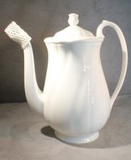 Coffee pot white for sale  SOUTHAMPTON