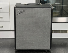 Fender rumble 200 for sale  SOUTHEND-ON-SEA