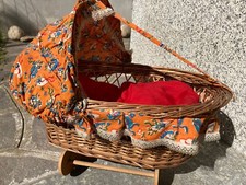 Culla per bambole usato  Vigevano