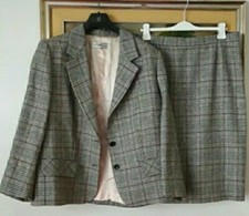 Tailleur completo donna usato  Milazzo