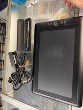 Tablet gráfico Wacom Cintiq 13HD preto, cabos DTK1301 + caneta. Não testado comprar usado Tablet gráfico Wacom Cintiq 13HD preto, cabos DTK1301 + caneta. Não testado comprar usado  Enviando para Brazil