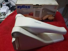 Zyliss taglia patate usato  Vertemate con Minoprio