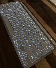 Teclado sem fio Logitech MX Keys Mini para Mac (cinza pálido), inglês - EUA comprar usado  Enviando para Brazil