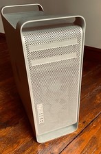 Apple mac pro for sale  PETERSFIELD