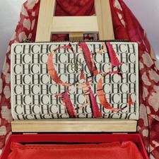 Carteira Carolina Herrera CHCH multicolorida com zíper/top 7 slots CC ID janela 6x4x.5 comprar usado Carteira Carolina Herrera CHCH multicolorida com zíper/top 7 slots CC ID janela 6x4x.5 comprar usado  Enviando para Brazil