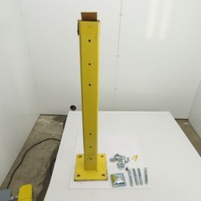 Poste de segurança aparafusado de aço coluna única para trilho de proteção 42-3/4" OAH com hardware comprar usado  Enviando para Brazil