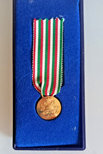 Medaglia oro 750 usato  Biella