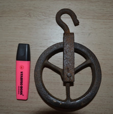 Poulie ancienne fonte d'occasion Poulie ancienne fonte d'occasion  Ambérieu-en-Bugey