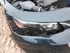 Used right headlight d'occasion  Expédié en Belgium