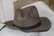 Vezzani chapeau borsalino d'occasion  Dieulefit
