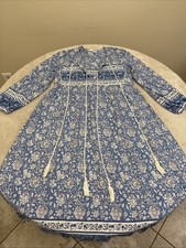 Womans floral blue for sale  Charlotte