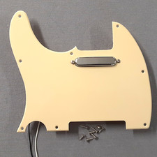 ~ Pickguard carregado para canhotos ~ Para guitarra estilo Telecaster ~ Creme ~ 1 dobra ~ comprar usado  Enviando para Brazil