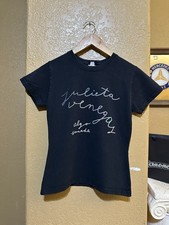 Camisa feminina rara Julieta Venegas Algo Sucede Tour M, usado comprar usado  Enviando para Brazil