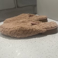 Next size flat for sale  CARDIFF