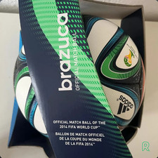 Bola térmica BRAZUCA oficial Copa do Mundo FIFA 2014 Brasil tamanho 5 comprar usado Bola térmica BRAZUCA oficial Copa do Mundo FIFA 2014 Brasil tamanho 5 comprar usado  Enviando para Brazil